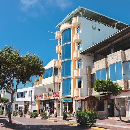 Hostal Carliza ปูแอร์โตอาโยรา ภายนอก รูปภาพ